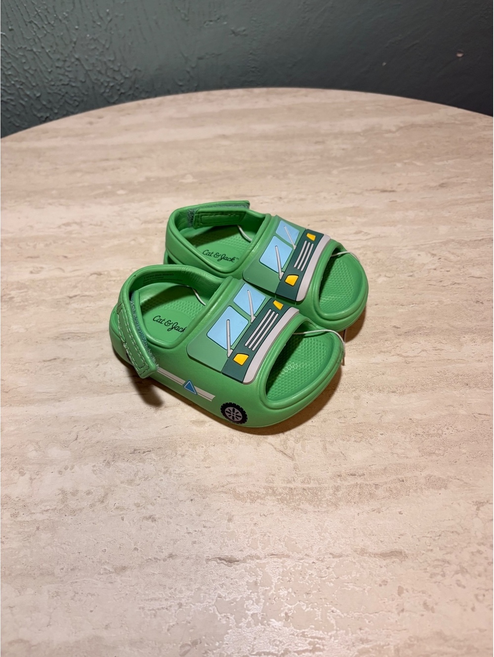 Size 5C Cat & Jack Boys' Green Sandal Shoes Size 5
